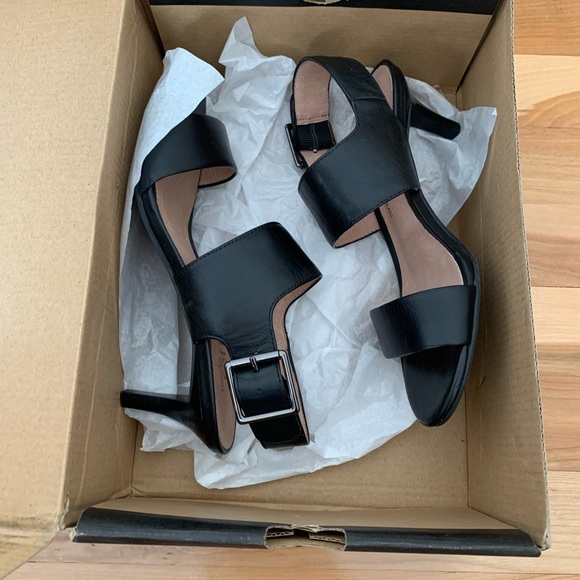 Le Château Heels ✨ NEW - Picture 10 of 11